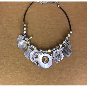 NWOT Beautiful Silver and Black Necklace